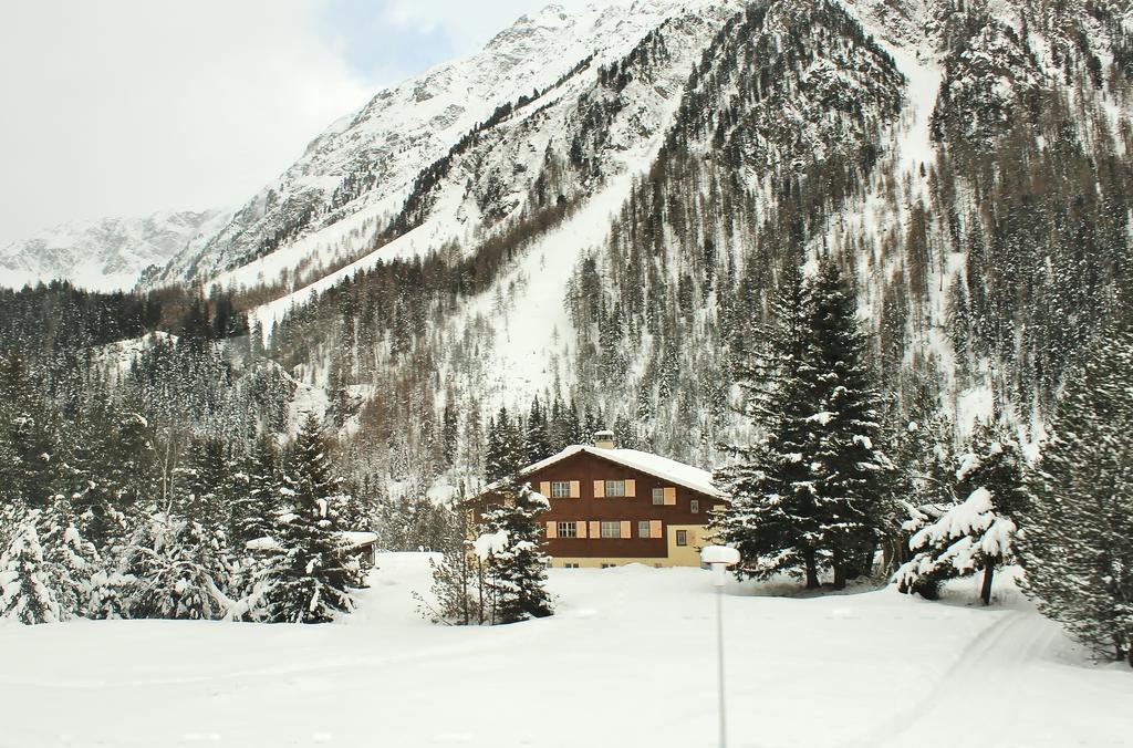 Hôtel Sonnenhof Preda Extérieur photo